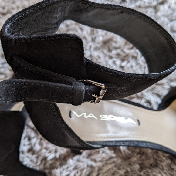 Via Spiga black suede pump w ankle strap - Picture 5 of 7